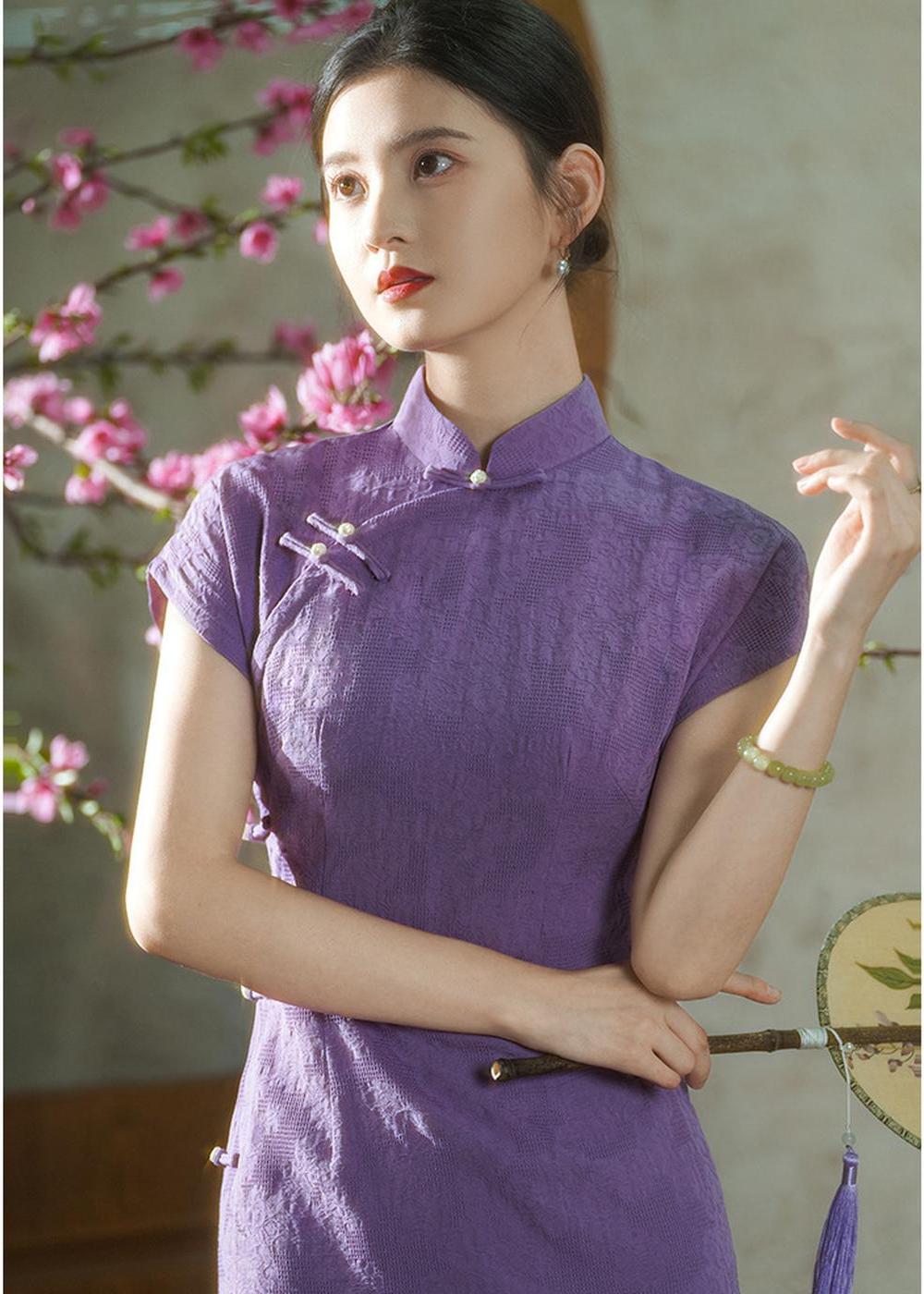 5 Picture-Perfect Qipao Looks for a Summer That Feels Alive - Taichi-Zen