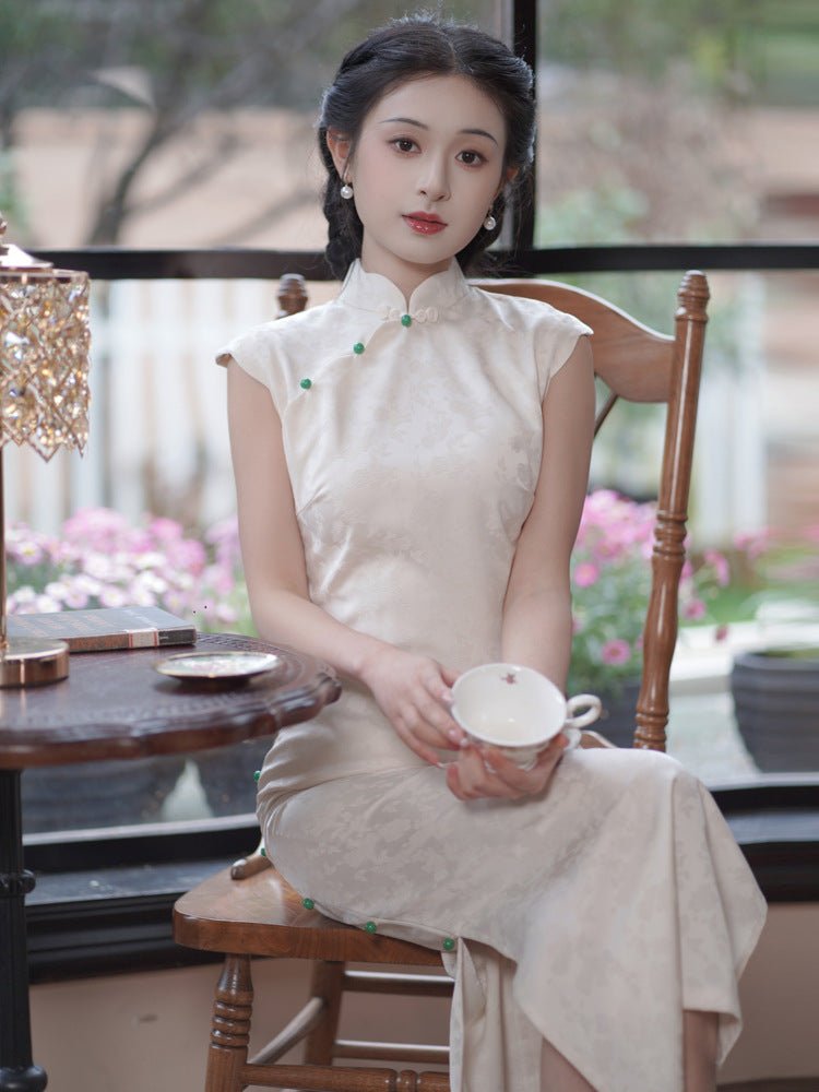 Elegant White Jacquard Petal Collar Qipao Dress – Soft, Vintage - Inspired, Everyday Luxury Look - Taichi - Zen