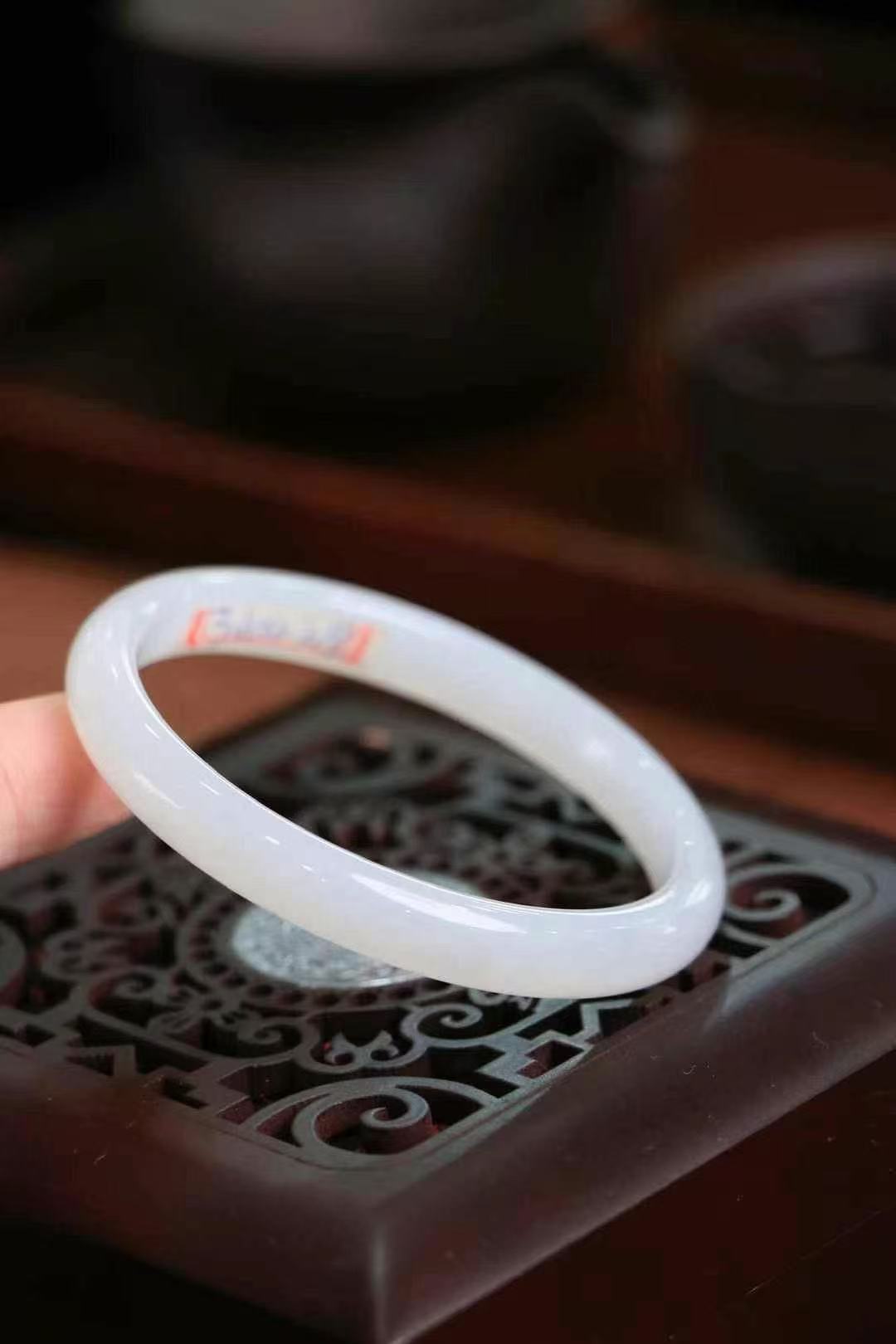 Classic White Hetian Jade Bangle – Round Cut for Quiet Grace & Everyday Calm - Taichi - Zen