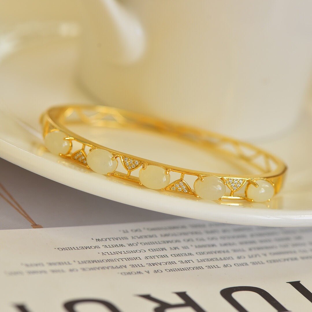 White Jade Bangle – 925 Silver Gilded, Light & Luminous - Taichi - Zen