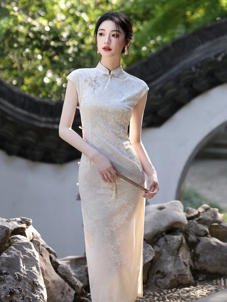 Sleeveless Beige Qipao with Subtle Floral Texture - Taichi - Zen