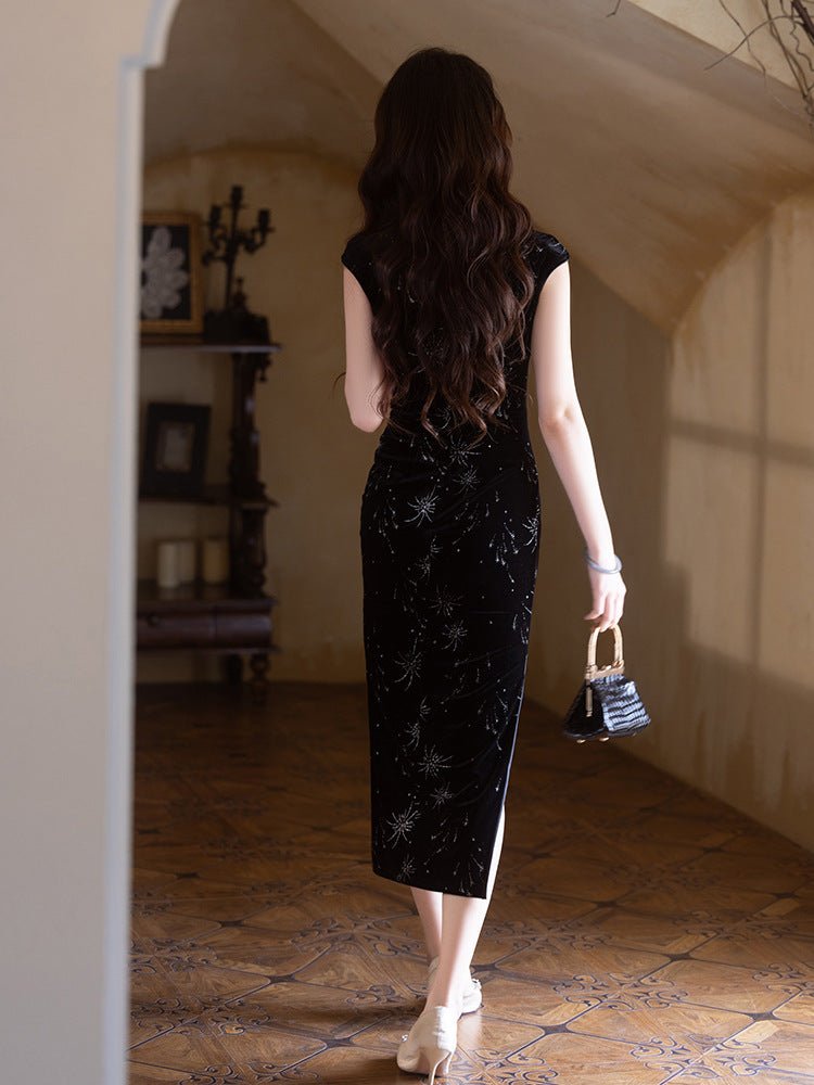 Black Velvet Qipao with Silver Spark Motif - Taichi - Zen
