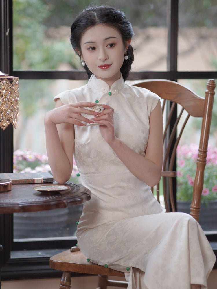 Elegant White Jacquard Petal Collar Qipao Dress – Soft, Vintage - Inspired, Everyday Luxury Look - Taichi - Zen