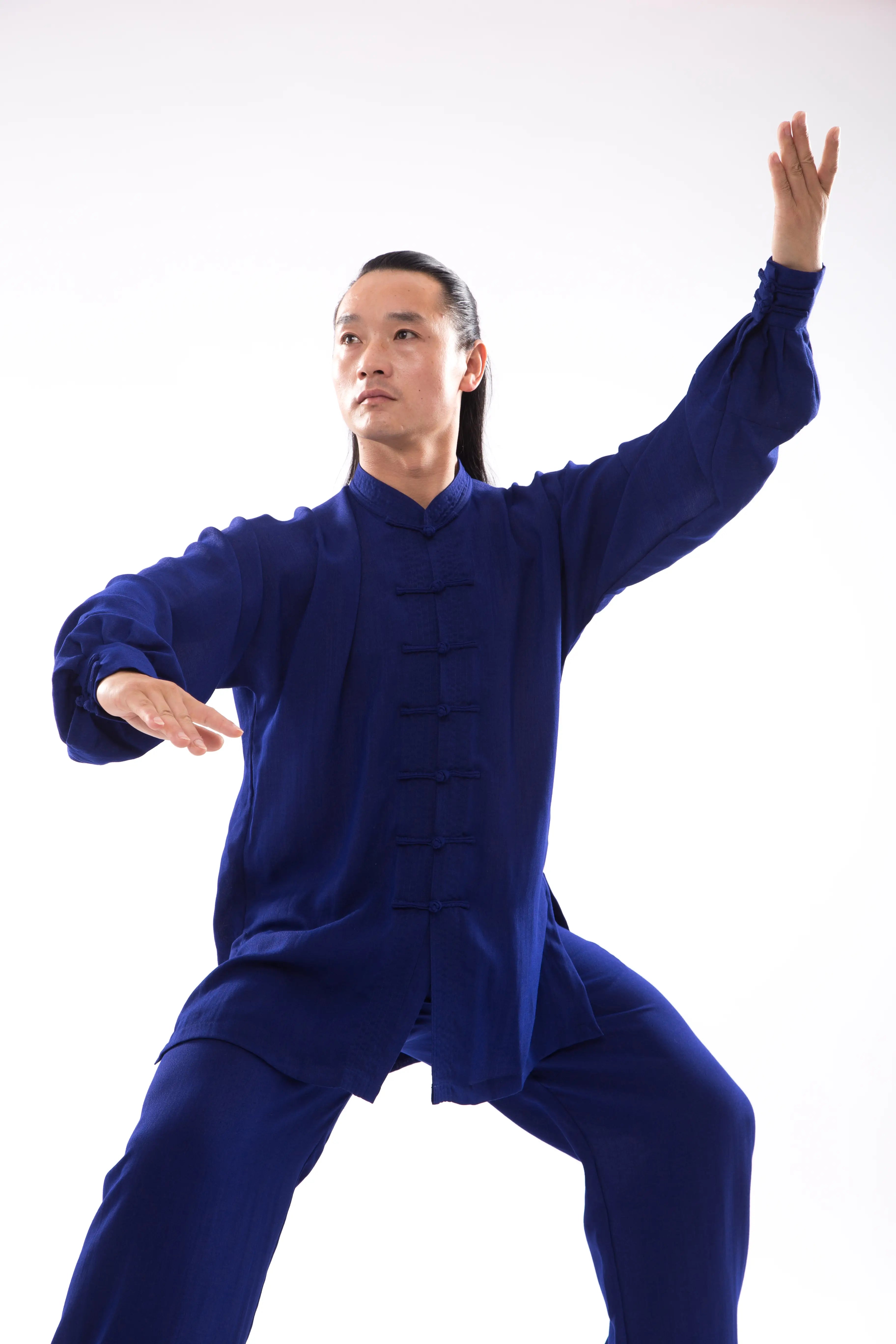 Navy Elegance: Wudang Mountain Tai Chi Wellness Attire - Gender-Neutral Hanfu in Natural Linen, Traditional Chinese Martial Arts Craftsmanship