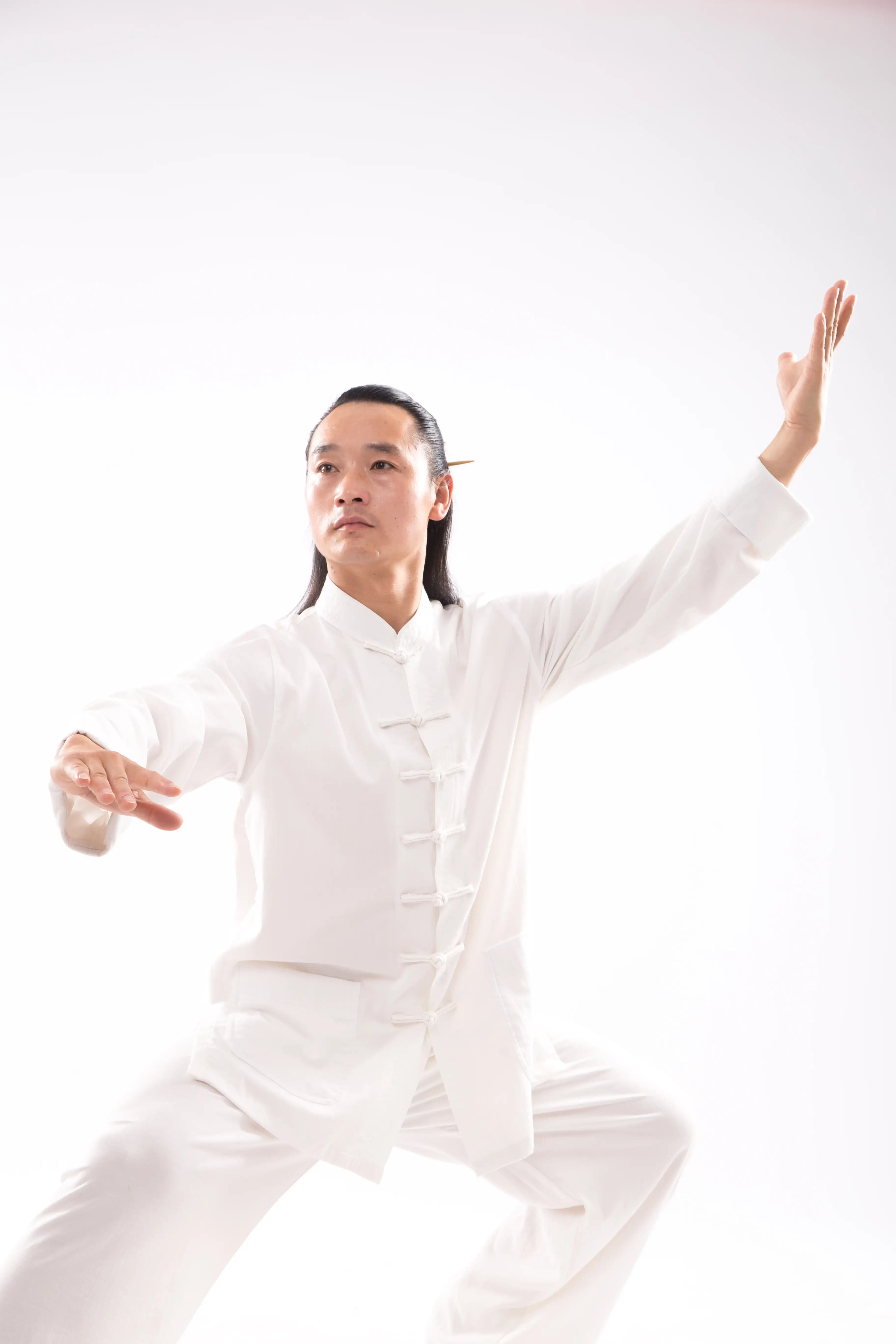 Classical White Wudang Mountain Tai Chi Wellness Suit: Gender-Neutral, Luxurious Natural Silk & Linen Blend - Authentic Traditional Chinese Martial Arts Hanfu