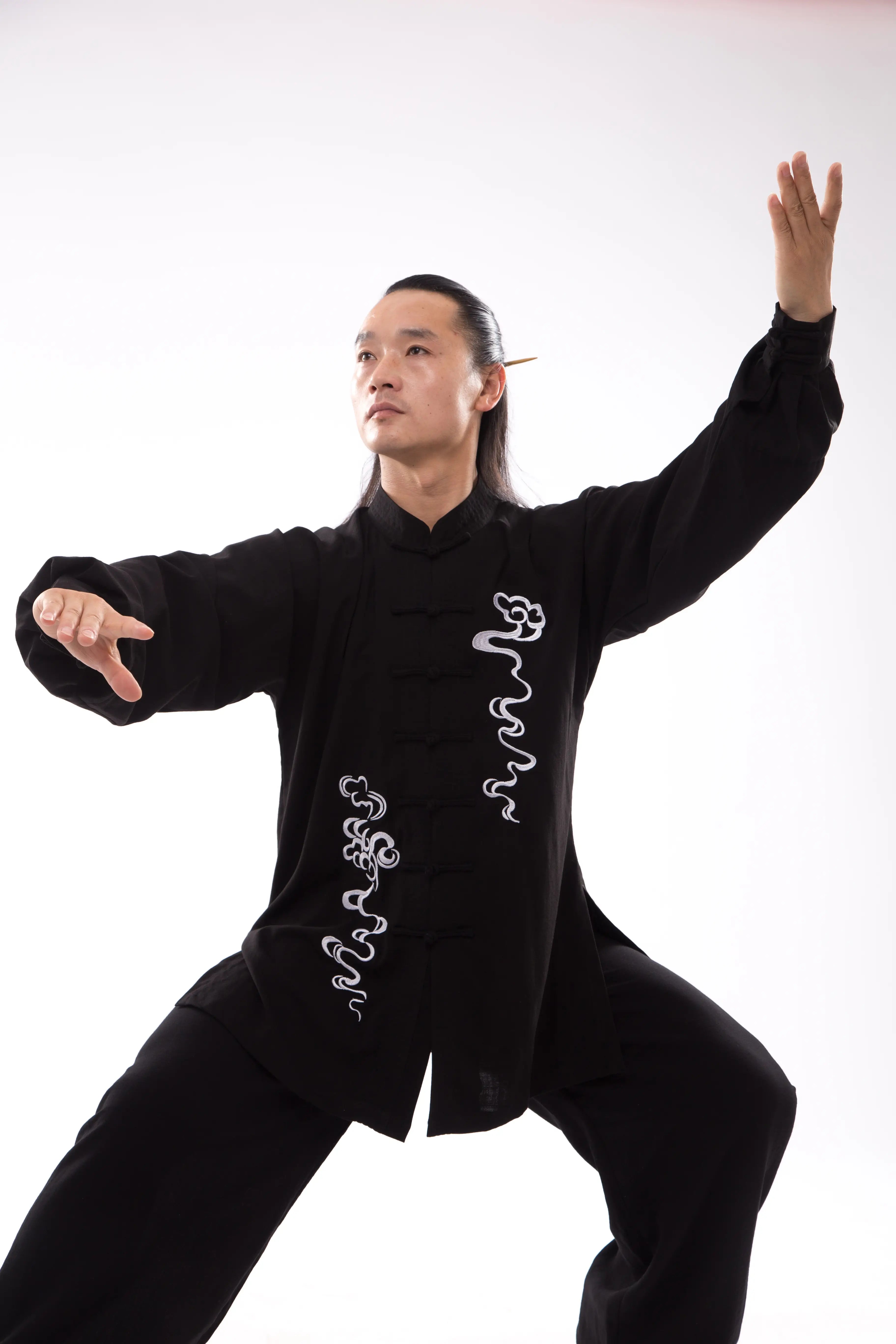 Classical White Auspicious Cloud Embroidered Wudang Tai Chi Wellness Ensemble: Unisex, Silk-Linen Blend - Timelessly Elegant Traditional Hanfu Martial Arts Uniform