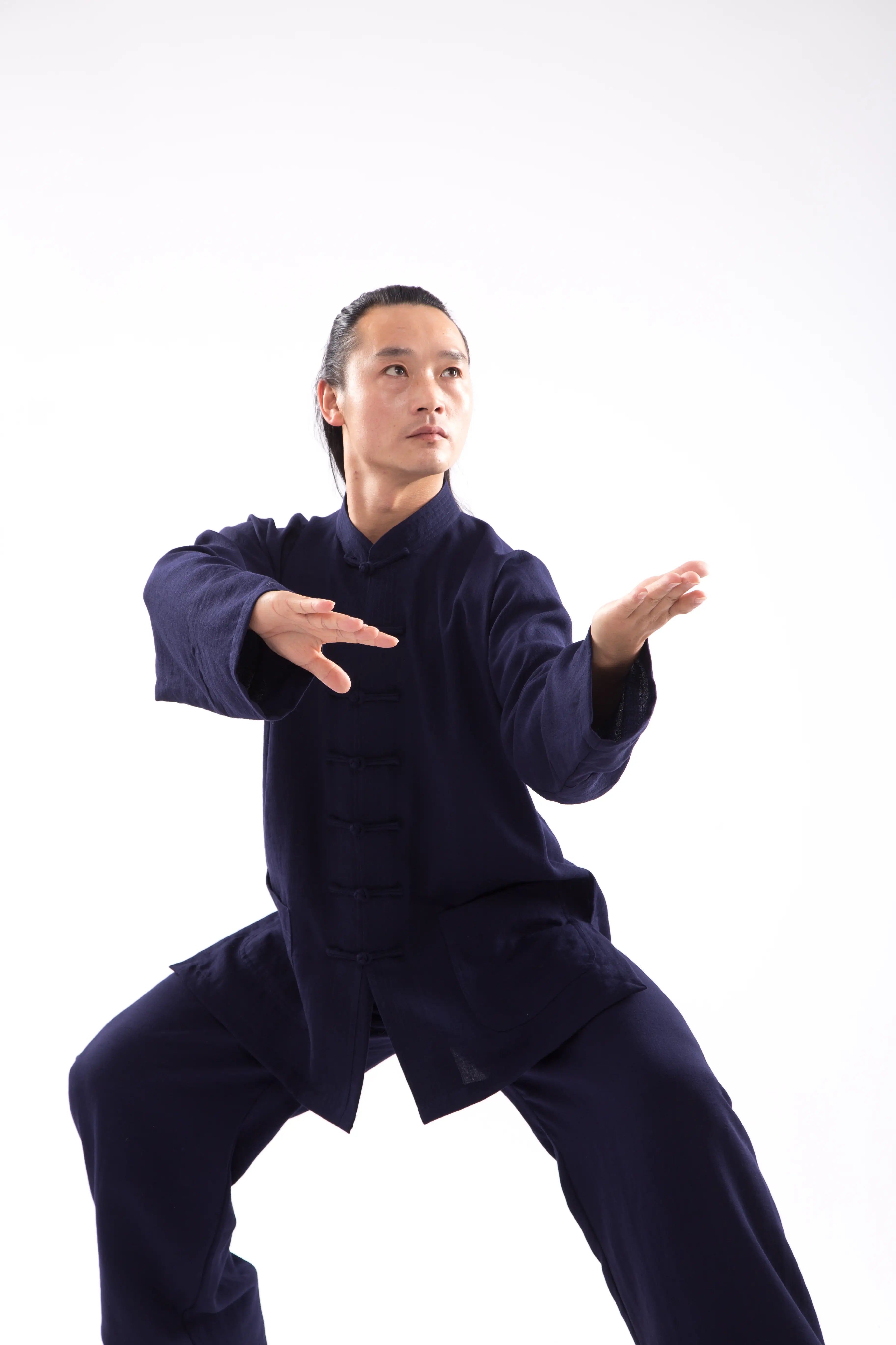 Elegant Indigo Wudang Tai Chi Ensemble: Unisex, Natural Linen Dark Blue Hanfu - Traditional Chinese Martial Arts Attire with a Modern Twist