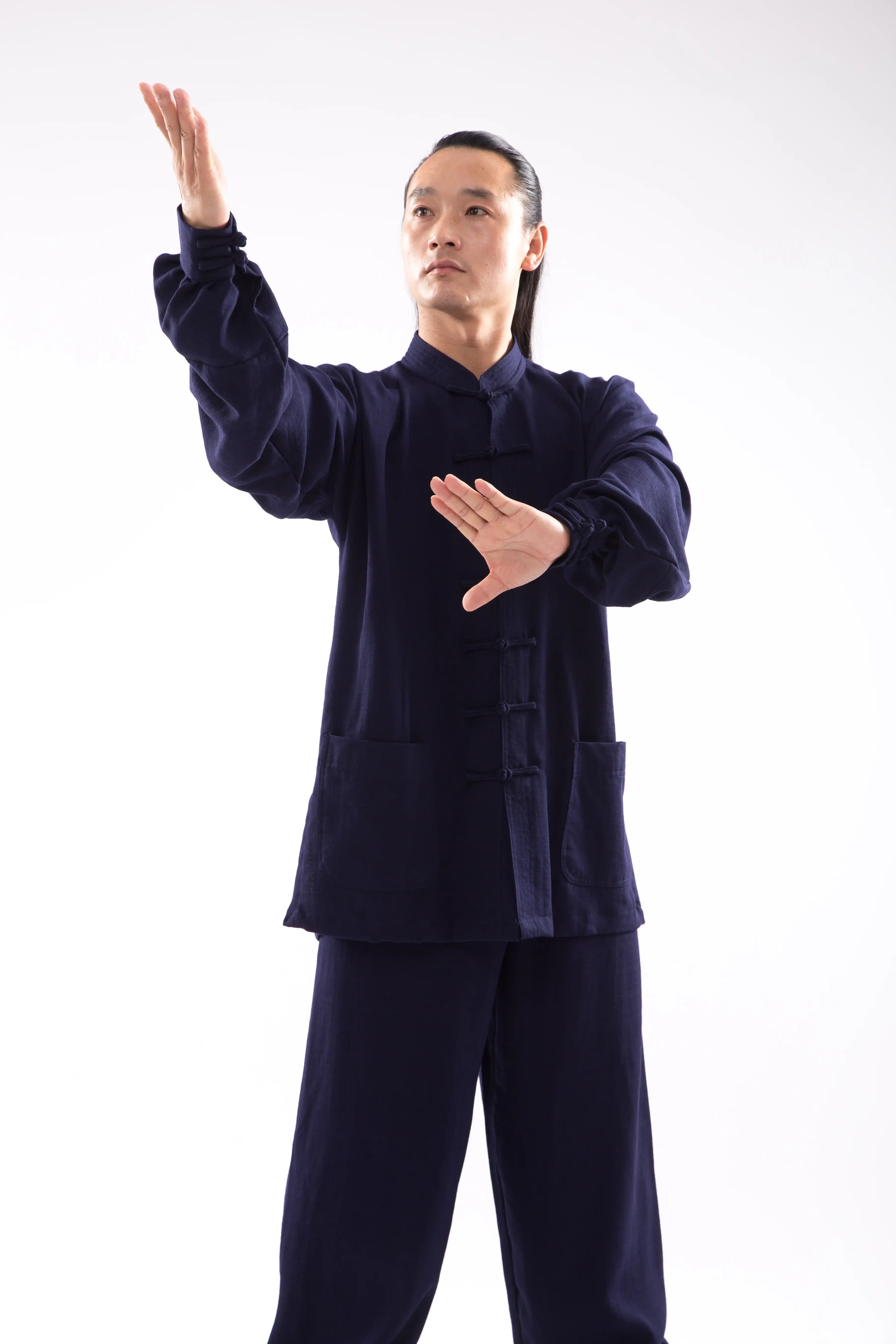 Elegant Indigo Wudang Tai Chi Ensemble: Unisex, Natural Linen Dark Blue Hanfu - Traditional Chinese Martial Arts Attire with a Modern Twist