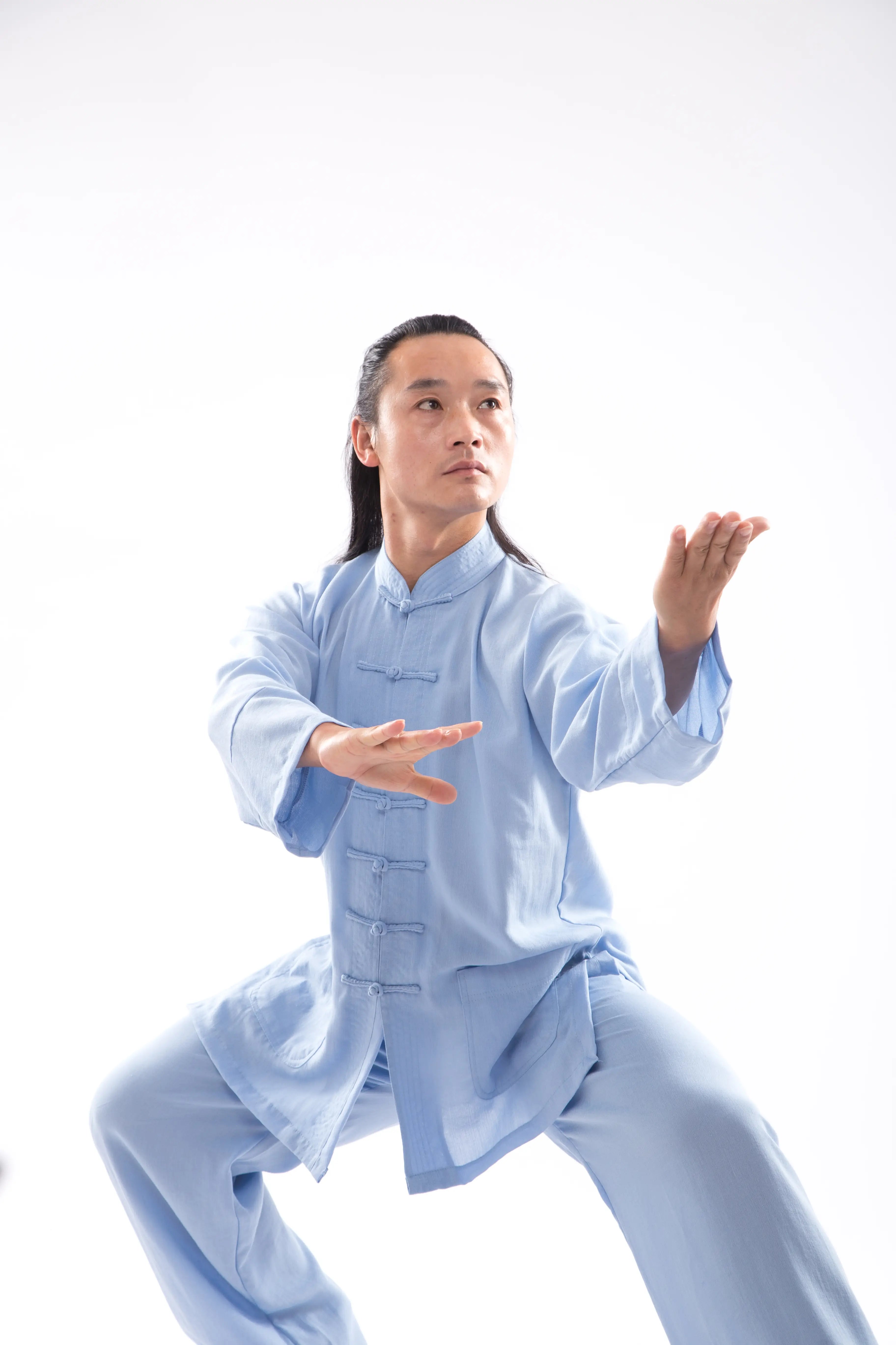 Ethereal Light Blue Wudang Mountain Tai Chi Hanfu: Gender-Neutral, 100% Natural Linen - Sophisticated Traditional Chinese Martial Arts Attire