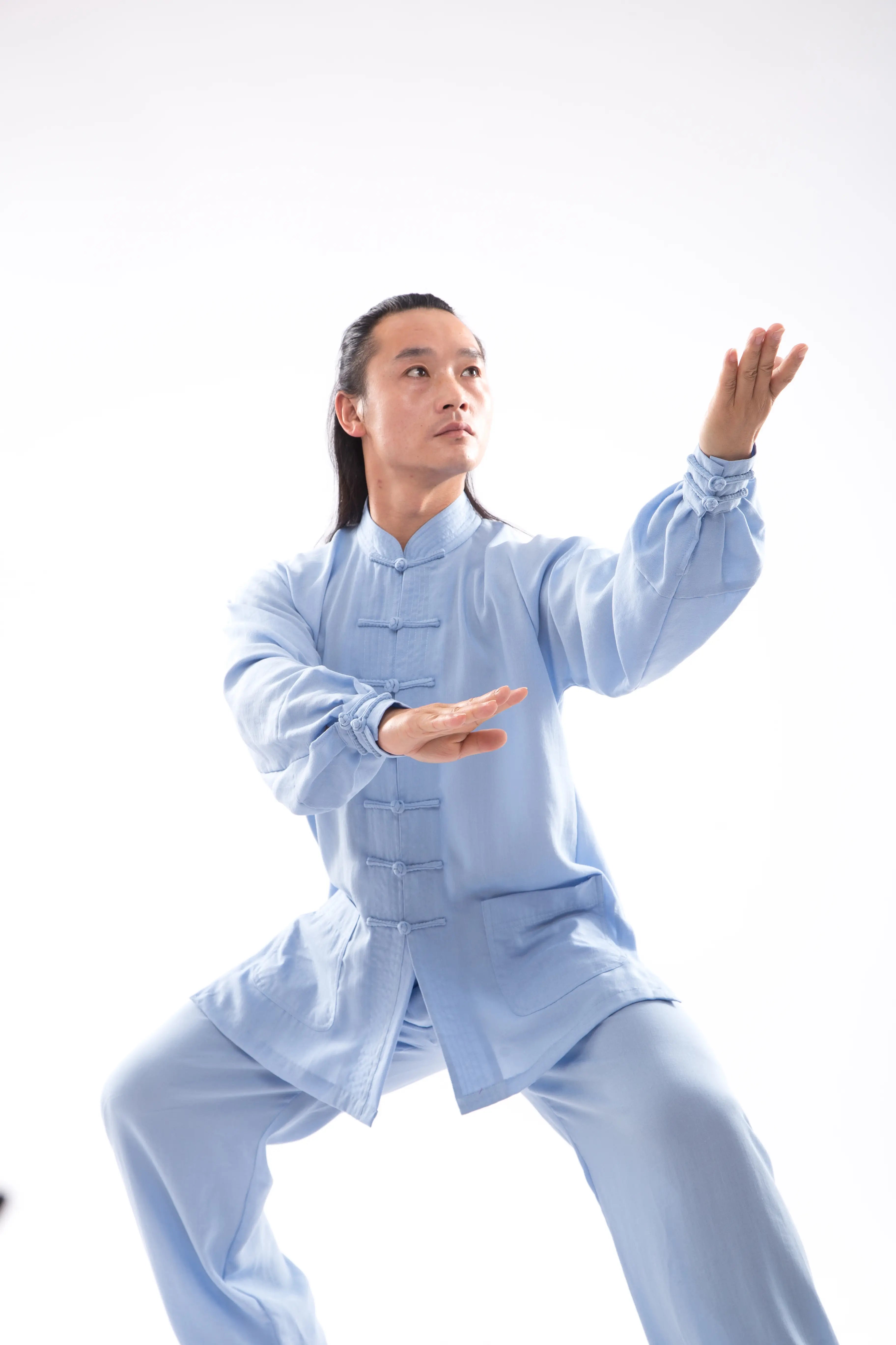 Ethereal Light Blue Wudang Mountain Tai Chi Hanfu: Gender-Neutral, 100% Natural Linen - Sophisticated Traditional Chinese Martial Arts Attire