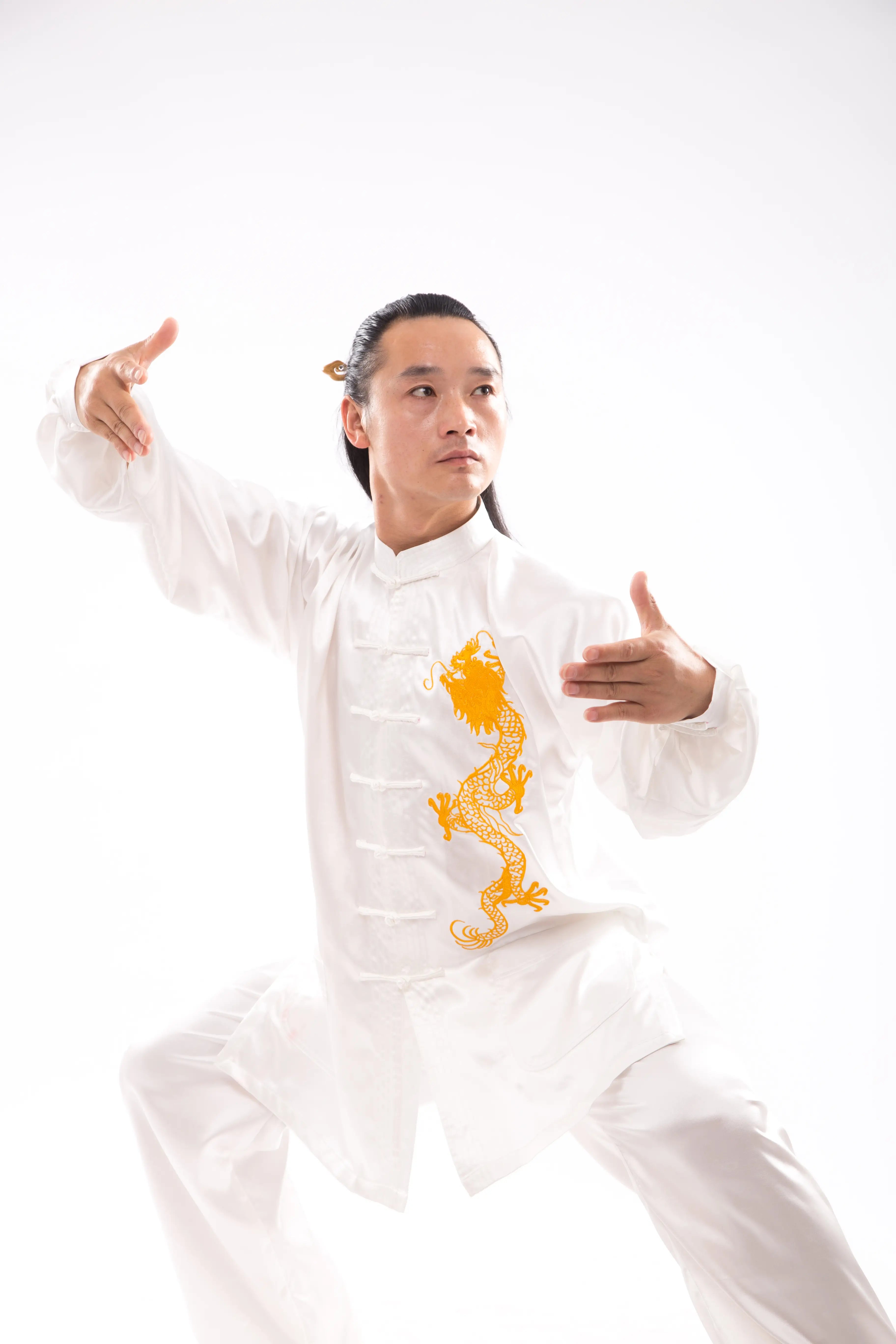 White Wudang Tai Chi Ensemble: Gender-Inclusive, Opulent Silk-Linen Mix - Supreme Grace in Traditional Chinese Martial Arts Outfits