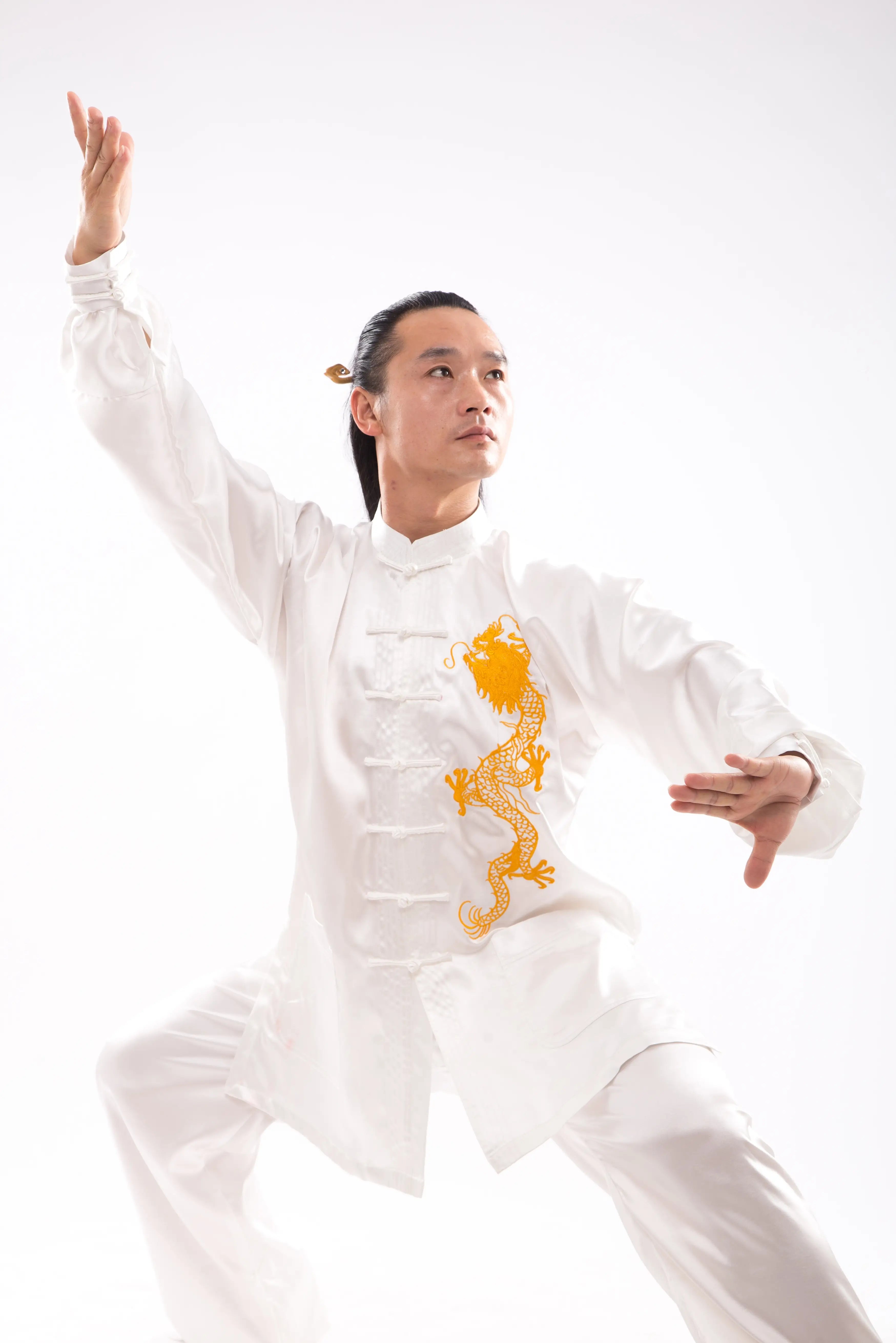 White Wudang Tai Chi Ensemble: Gender-Inclusive, Opulent Silk-Linen Mix - Supreme Grace in Traditional Chinese Martial Arts Outfits