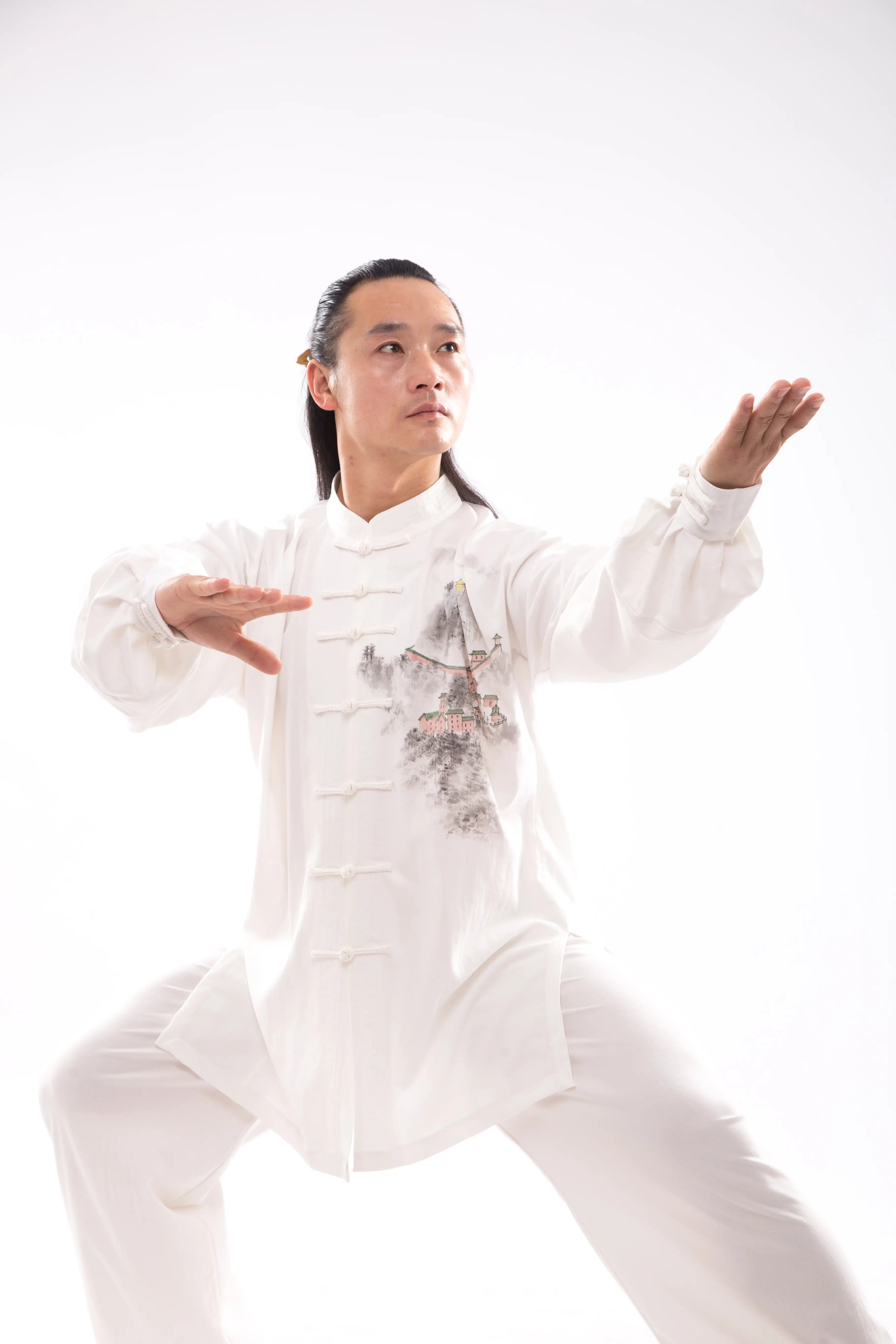 Tai Chi Hanfu: Gender-Neutral, Luxurious Natural Silk & Linen Blend - Authentic Traditional Chinese Martial Arts Wear Hand-Painted Wudang Mountain Scenery